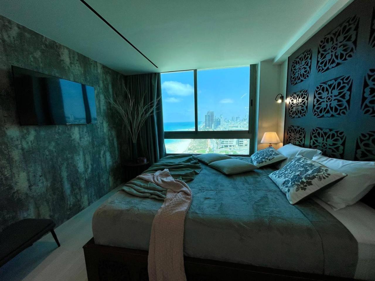 Carmel Holiday Apartments เนทันยา ภายนอก รูปภาพ